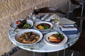 Harbour Rocks by Ode Hotels