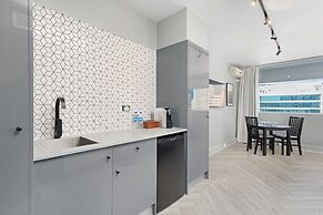 The Ridge Apartment Hotel