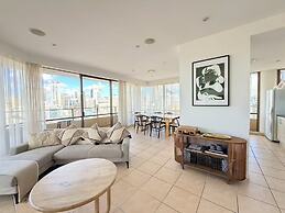 The Summit Apartments