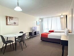 The Summit Apartments