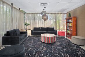 The Summit Apartments