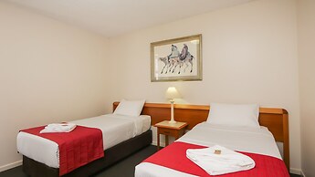 The Summit Apartments