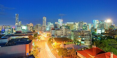 The Summit Apartments