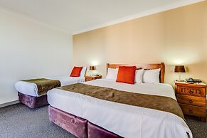 Central Hillcrest Apartment Hotel