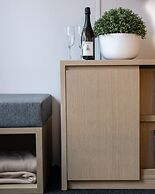 Madison Capital Executive Apartments