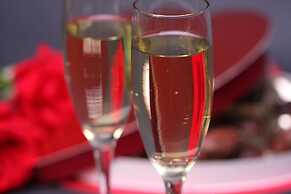 Madison Capital Executive Apartments