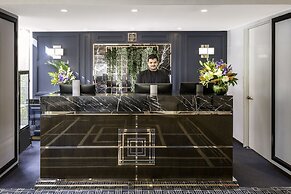 Ramada by Wyndham Diplomat Canberra