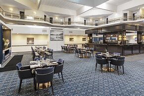 Ramada by Wyndham Diplomat Canberra