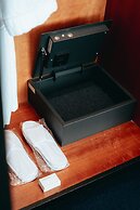 Ramada by Wyndham Diplomat Canberra