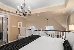 Oak Bay Beach Hotel