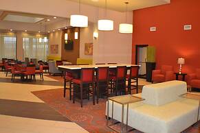 Holiday Inn Express and Suites Indianapolis W- Airport Area, an IHG Ho