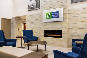 Holiday Inn Express and Suites Indianapolis W- Airport Area by IHG