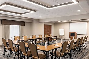 Holiday Inn Express and Suites Indianapolis W- Airport Area by IHG