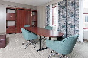 Hampton Inn Indianapolis Downtown Across from Circle Centre