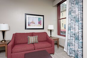Hampton Inn Indianapolis Downtown Across from Circle Centre