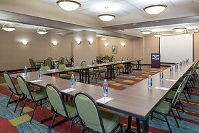 Hampton Inn Indianapolis Downtown Across from Circle Centre