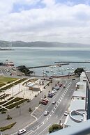Bay Plaza Hotel