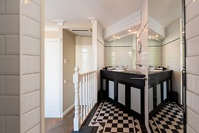 Catalonia Vondel Amsterdam