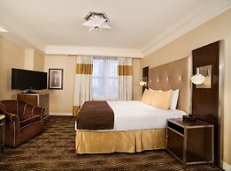 The New Yorker Hotel