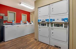 Extended Stay America Select Suites Indianapolis N Carmel