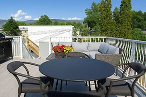 Okanagan Lakefront Resort