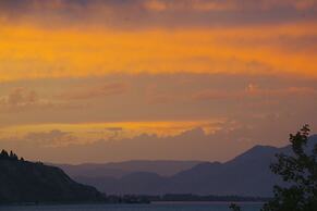 Okanagan Lakefront Resort