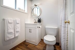 Okanagan Lakefront Resort