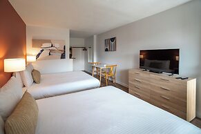 Okanagan Lakefront Resort