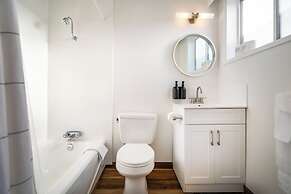 Okanagan Lakefront Resort