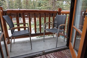 Banff Caribou Lodge and Spa
