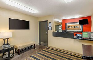 Extended Stay America Select Suites - St. Louis - Westport - E Lacklan