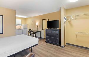 Extended Stay America Select Suites - St. Louis - Westport - E Lacklan
