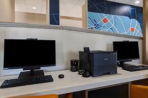 Holiday Inn Express & Suites Central Omaha by IHG