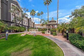 La Quinta Inn & Suites by Wyndham Phoenix Scottsdale