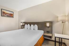 Best Western Gold Poppy Inn