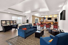 Comfort Inn & Suites near Kino Sports Complex