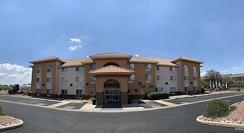 Comfort Inn & Suites near Kino Sports Complex