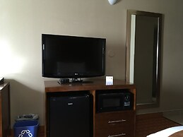 Comfort Inn & Suites near Kino Sports Complex