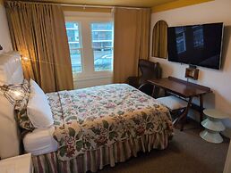 Marina Motel