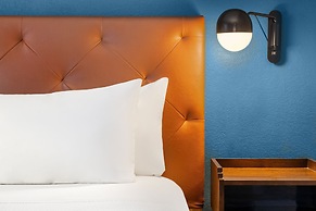 Four Points by Sheraton Greensboro Airport