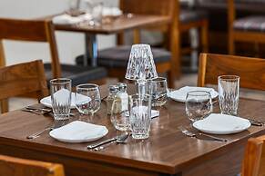 Four Points by Sheraton Greensboro Airport