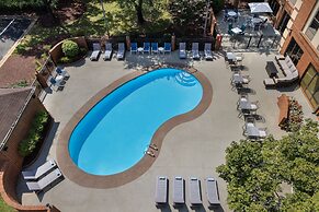 Four Points by Sheraton Greensboro Airport