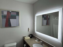 Comfort Suites Omaha Northwest