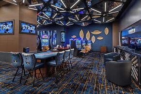 The STRAT Hotel, Casino & Tower