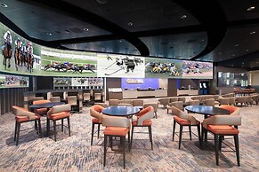 The STRAT Hotel, Casino & Tower