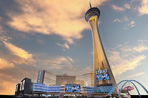 The STRAT Hotel, Casino & Tower