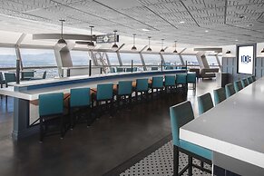 The STRAT Hotel, Casino & Tower