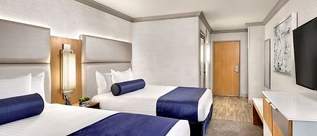 The STRAT Hotel, Casino & Tower