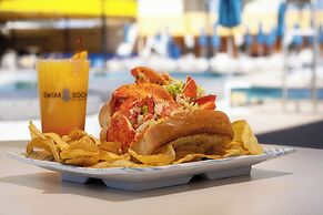 The STRAT Hotel, Casino & Tower