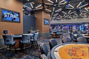 The STRAT Hotel, Casino & Tower